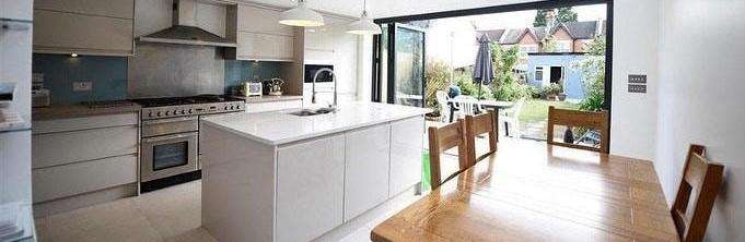 Renovation company Putney